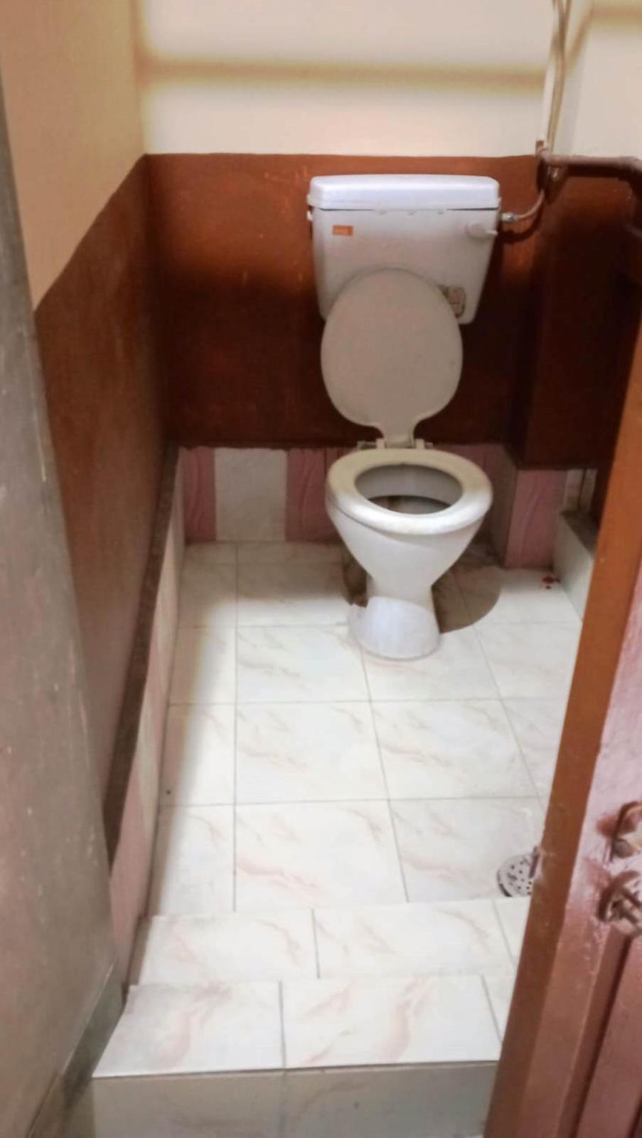 Tiwari Palace Modern Vision Guest House Varanasi Ngoại thất bức ảnh