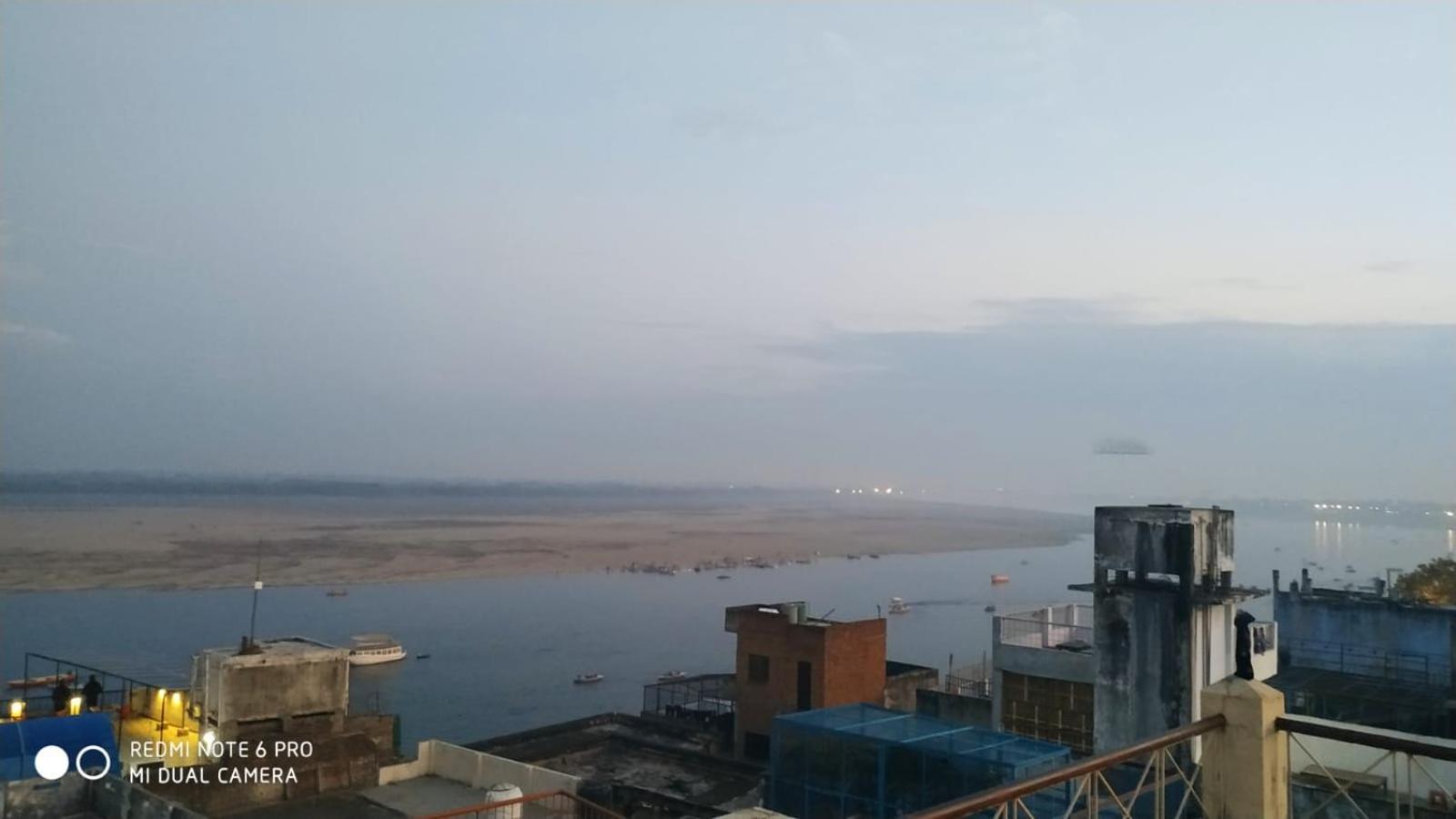 Tiwari Palace Modern Vision Guest House Varanasi Ngoại thất bức ảnh
